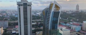 Vue de la ligne d’horizon de Nairobi depuis le Centre international de conférences Kenyatta