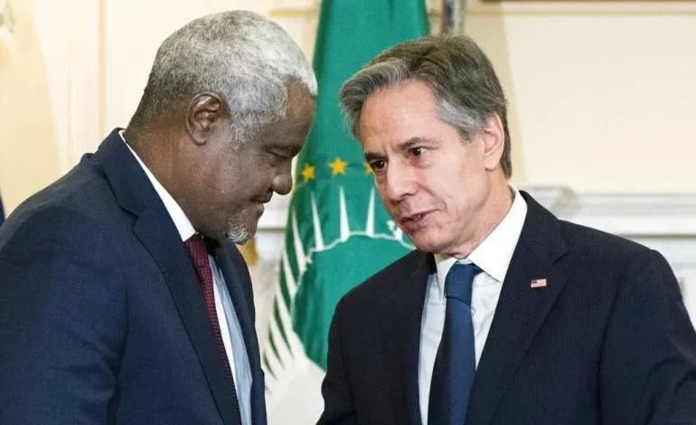 Le secrétaire d'Etat américain, Antony Blinken et le président de l'Union africaine, Moussa Faki Mahamat