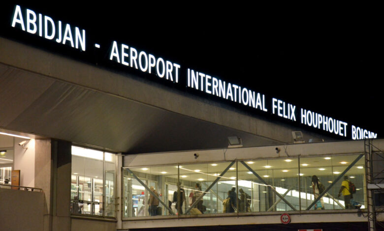 Aéroport international d'Abidjan (FHB)