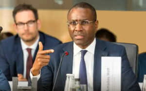 M. Amadou Hott,, envoyé spécial et ambassadeur mondial pour l’Alliance pour l’infrastructure verte en Afrique (AGIA).