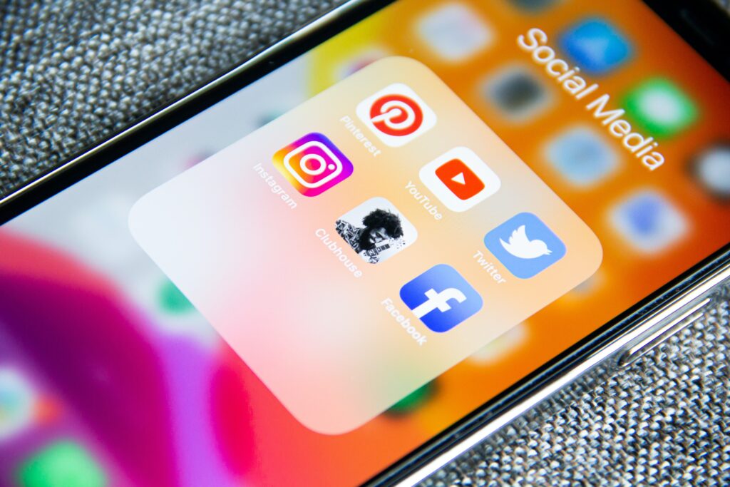 Social media (Facebook, Twitter...)