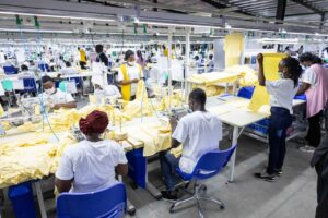 Usine de vêtements PIA au Togo