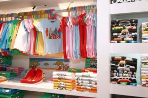 Boutique de vêtements et sous-vêtements pour bébés