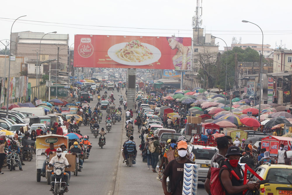 Marché Mboppi à Douala au Cameroun