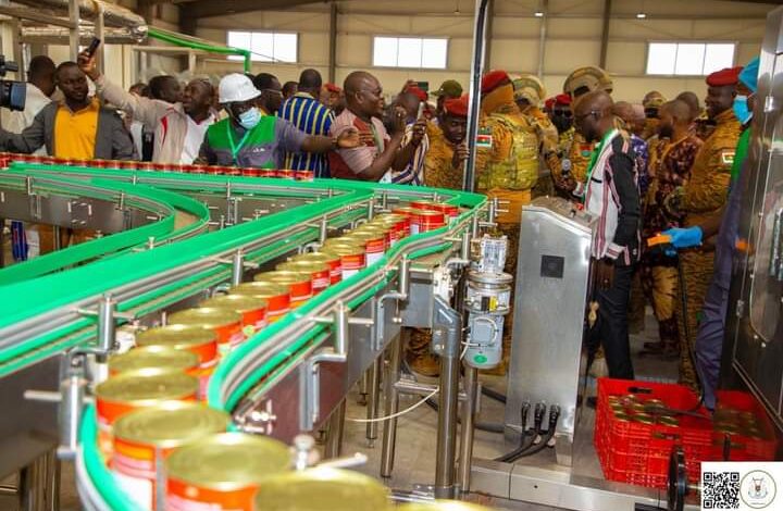 Burkina Faso : inauguration d'une nouvelle usine de transformation de tomates