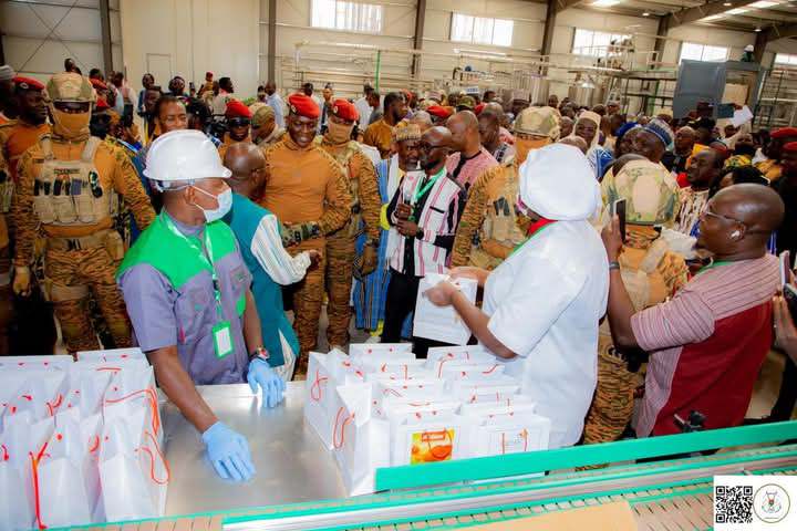 Burkina Faso : inauguration d'une nouvelle usine de transformation de tomates