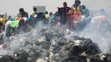 Un incendie a réduit en cendres le principal marché de vente de vêtements de seconde main (friperie) du Ghana, situé à Accra