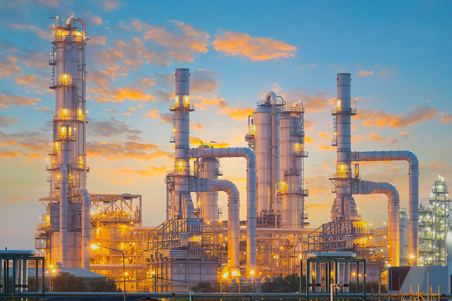 Raffinerie de production de pétrole